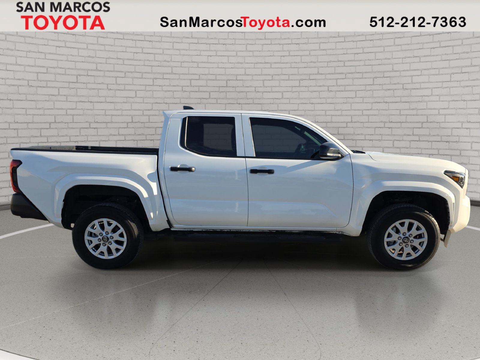 Used 2025 Toyota Tacoma SR RWD image 5