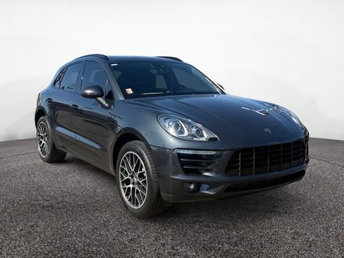 Used 2018 Porsche Macan AWD/4WD image 7