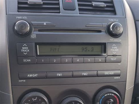 Used 2011 Toyota Corolla S image 27