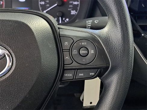 Used 2023 Toyota Corolla LE image 25