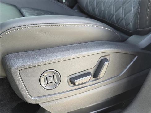 New 2025 Audi SQ5 Premium Plus image 15