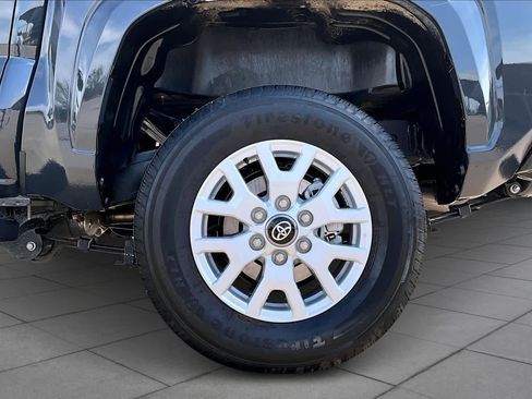 Used 2025 Toyota Tacoma SR image 10