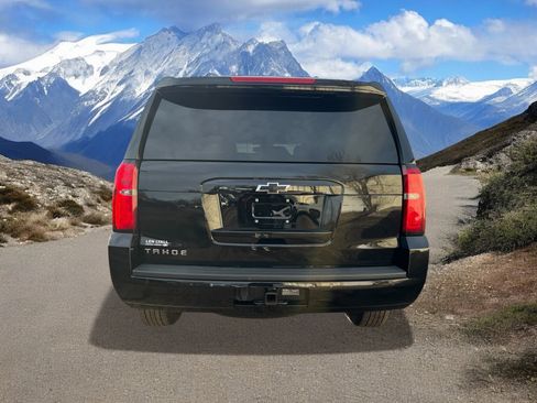 Used 2020 Chevrolet Tahoe LS w/ Enhanced Driver Alert Package image 4