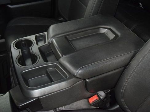 Used 2023 GMC Sierra 2500 Pro w/ Convenience Package image 30