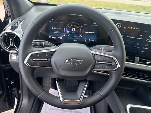 New 2026 Chevrolet Equinox LT w/ Convenience Package II image 12