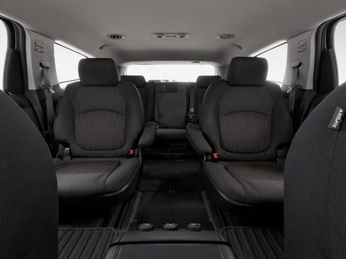 Used 2017 Chevrolet Traverse LT w/ Style and Technology Package FWD image 15