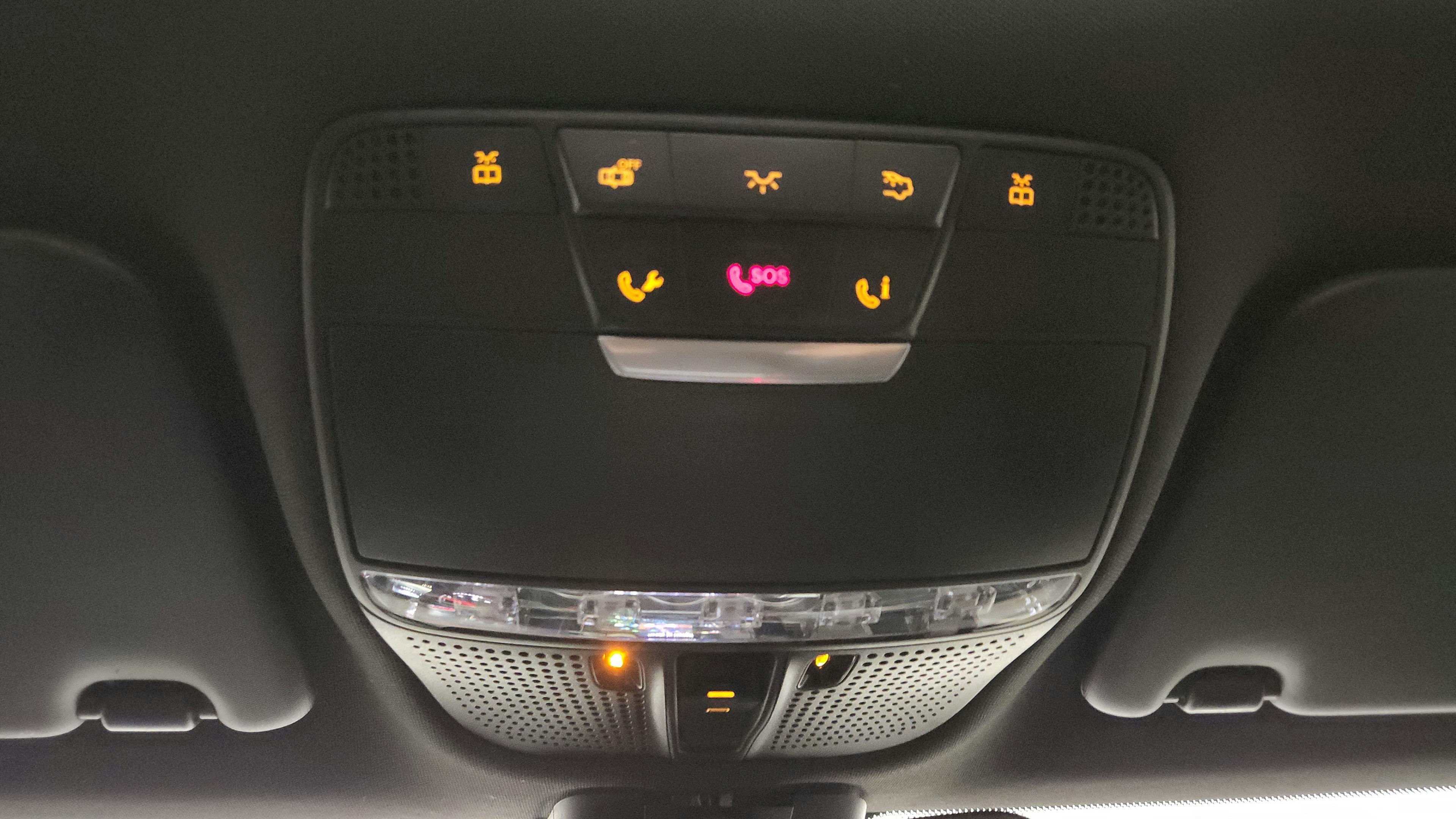 Used 2015 Mercedes-Benz C 300 Sedan image 26