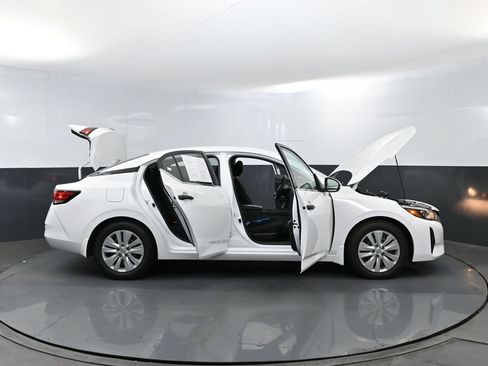 Used 2025 Nissan Sentra S FWD image 27