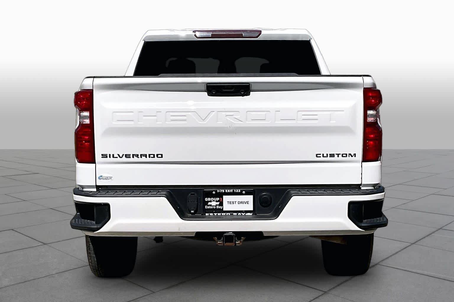 Used 2023 Chevrolet Silverado 1500 Custom AWD/4WD image 4