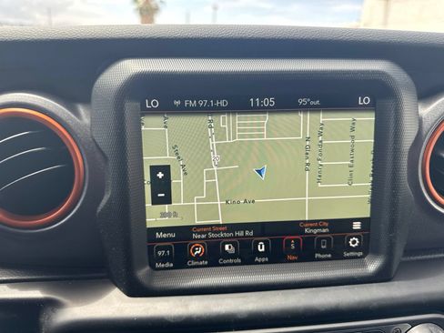 Used 2023 Jeep Gladiator Mojave w/ LED Lighting Group AWD/4WD image 14