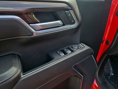 Used 2023 Chevrolet Silverado 1500 LT AWD/4WD image 24