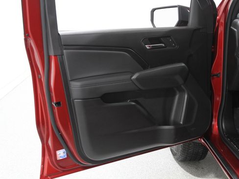 Certified 2023 Chevrolet Colorado LT w/ LT Convenience Package II image 4