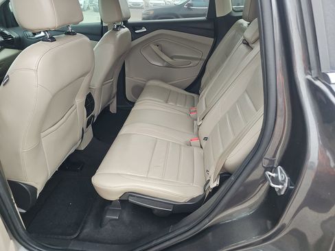 Used 2017 Ford Escape Titanium image 15