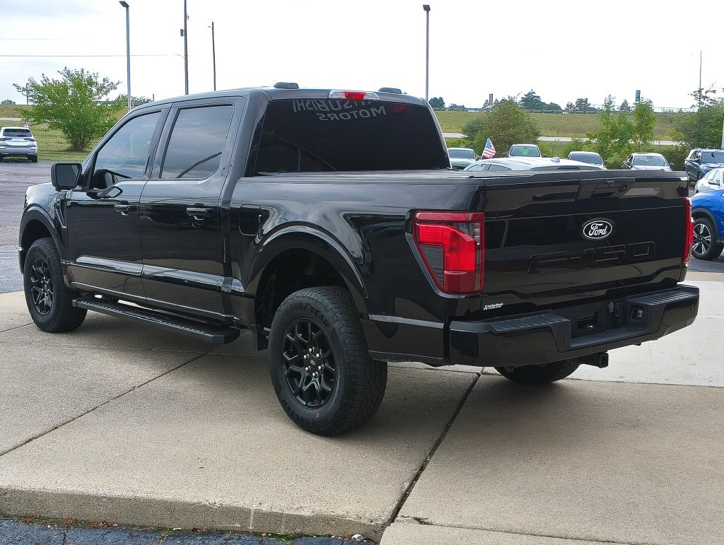 Used 2024 Ford F150 XLT w/ XLT Black Appearance Package AWD/4WD image 33