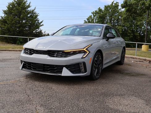 New 2026 Kia K5 GT image 3