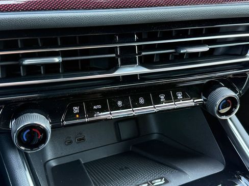 New 2026 Chevrolet Traverse Z71 image 17