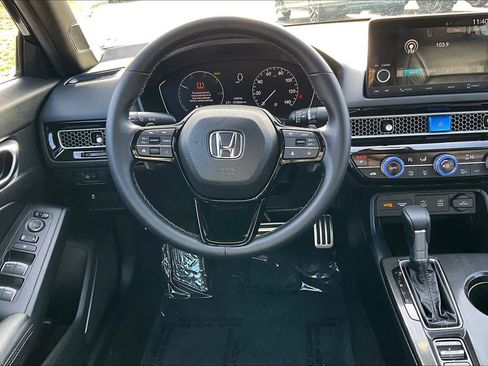 Used 2025 Honda Civic Sport image 5