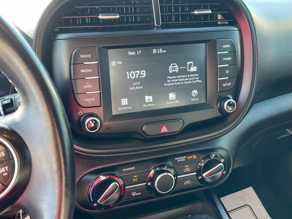 Used 2020 Kia Soul GT-Line FWD image 15