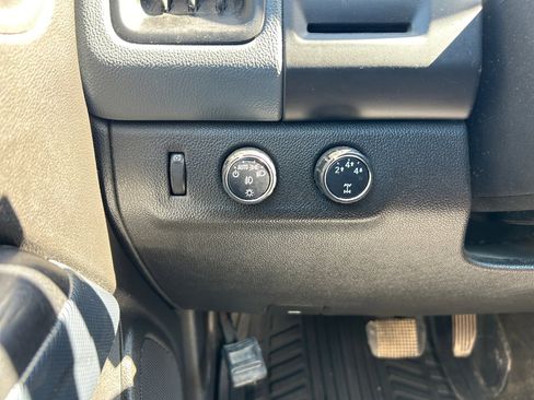 Used 2015 Chevrolet Colorado Z71 image 26