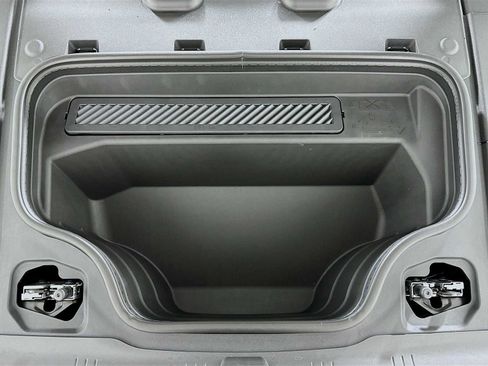 New 2025 Audi A6 e-tron Premium Plus image 28