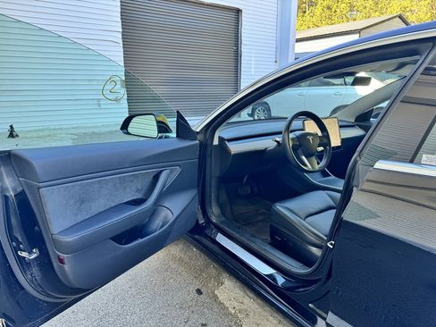 Used 2019 Tesla Model 3 Long Range image 7