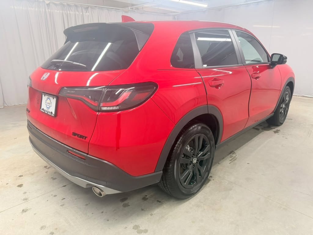 Certified 2026 Honda HR-V Sport image 12
