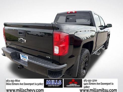 Used 2018 Chevrolet Silverado 1500 LTZ Z71 w/ Midnight Edition AWD/4WD image 5