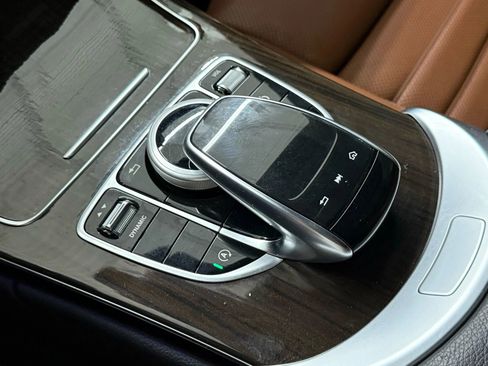 Used 2022 Mercedes-Benz C 300 Coupe image 43