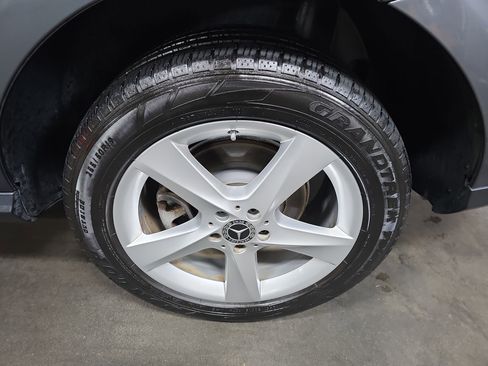 Used 2017 Mercedes-Benz GLE 350 4MATIC image 35