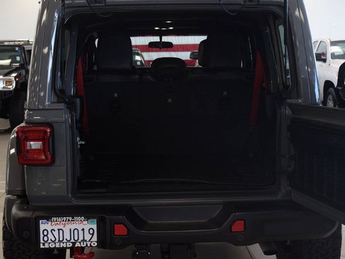 Used 2020 Jeep Wrangler Unlimited Rubicon w/ Quick Order Package 28Y Recon AWD/4WD image 13