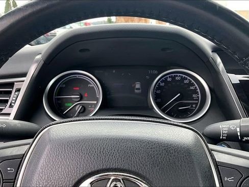 Used 2023 Toyota Camry XLE w/ Navigation Package image 13