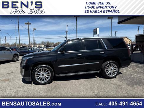 Used 2015 Cadillac Escalade Luxury image 1