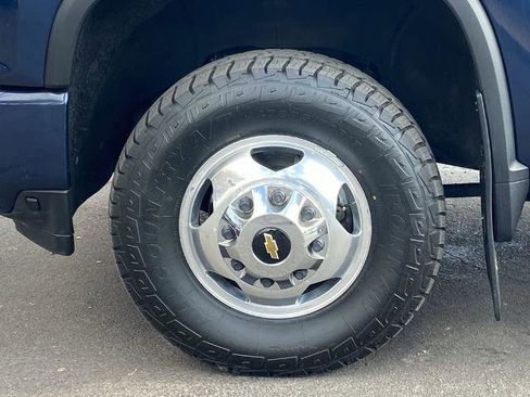 Used 2023 Chevrolet Silverado 3500 High Country image 29