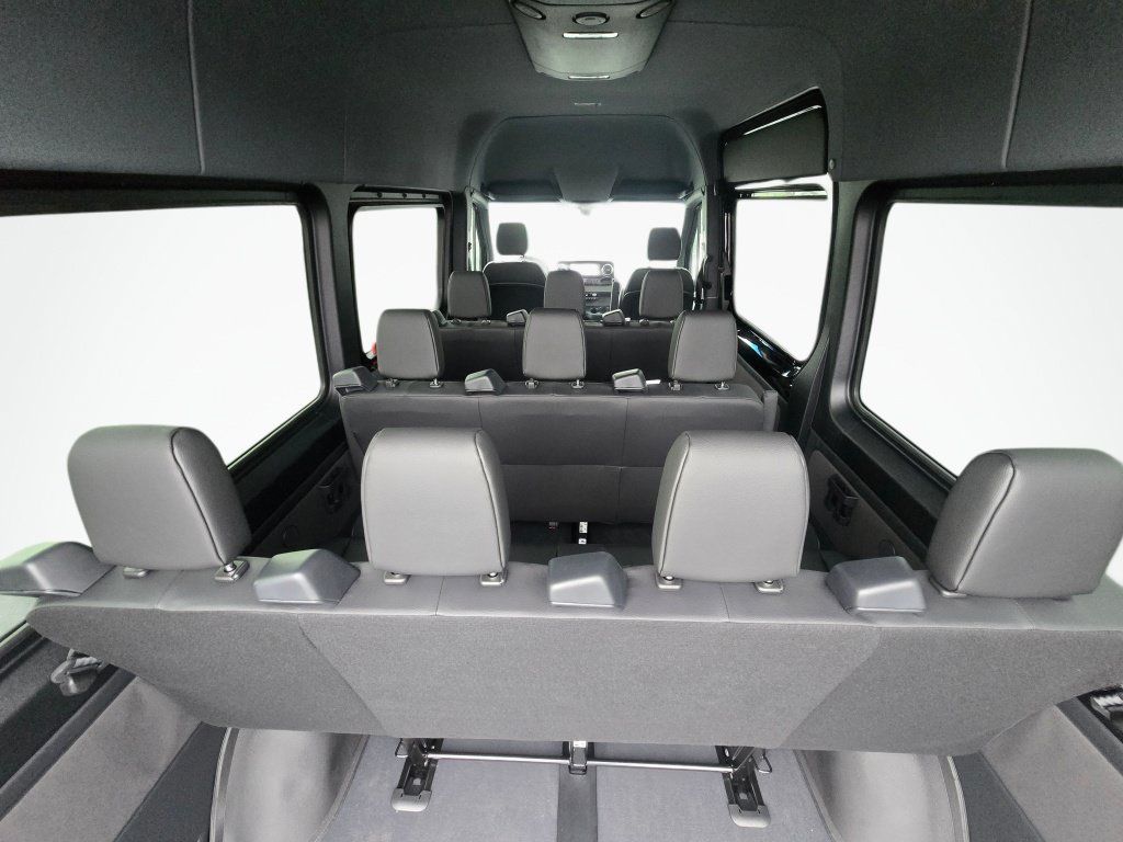 New 2026 Mercedes-Benz Sprinter 2500 image 17