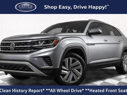 Used 2020 Volkswagen Atlas Cross Sport SE w/ Panoramic Sunroof Package
