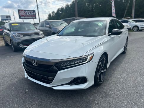 Used 2022 Honda Accord Sport image 4
