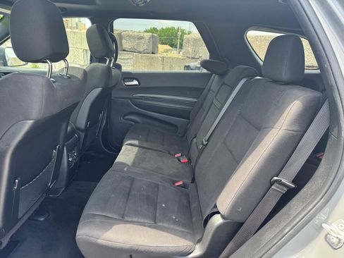 Used 2022 Dodge Durango SXT w/ Blacktop Package AWD/4WD image 10