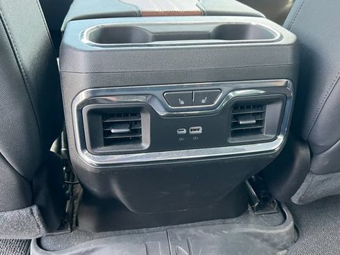 Used 2024 Chevrolet Silverado 2500 High Country w/ High Country Premium Package AWD/4WD image 39