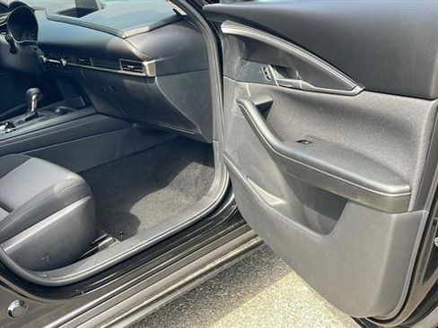 New 2025 MAZDA CX-30 AWD 2.5 S image 32