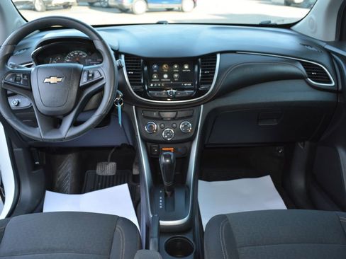 Used 2019 Chevrolet Trax LS w/ Tint and Cruise Package image 13