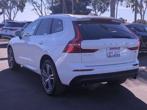 Used 2020 Volvo XC60 T8 Momentum image 8