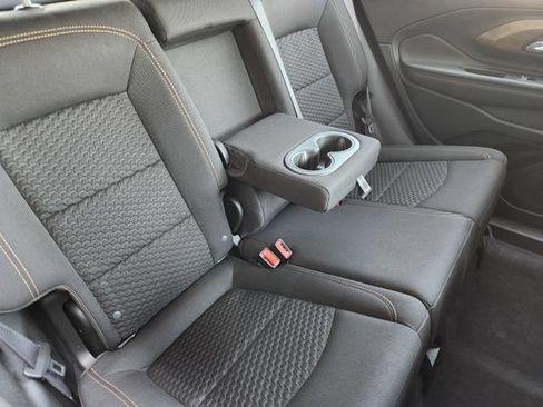 Used 2021 GMC Terrain SLE FWD image 20