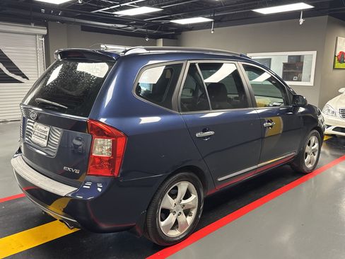 Used 2007 Kia Rondo EX w/ Premium Pkg FWD image 6