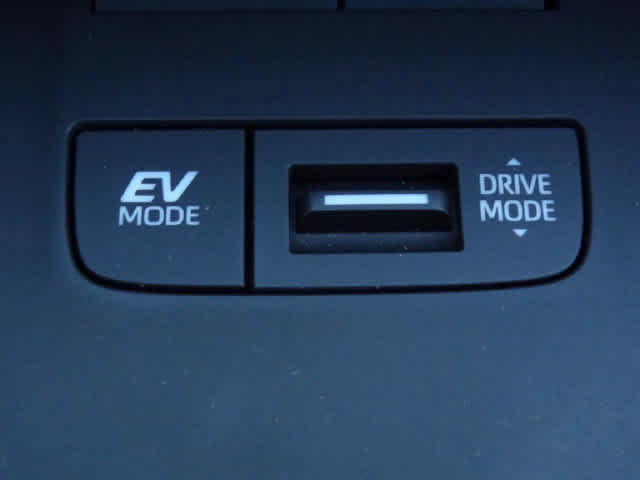 Used 2021 Toyota Venza XLE w/ Softex Package AWD/4WD image 29