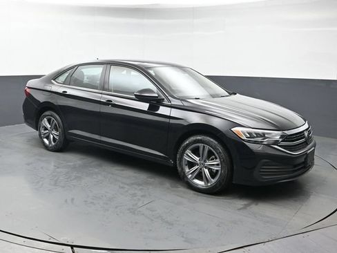 Used 2023 Volkswagen Jetta SE FWD image 7