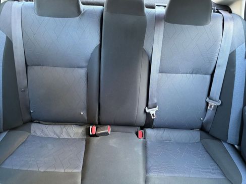 Used 2025 Nissan Versa SV image 36