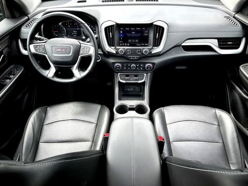 Used 2024 GMC Terrain SLT FWD image 30