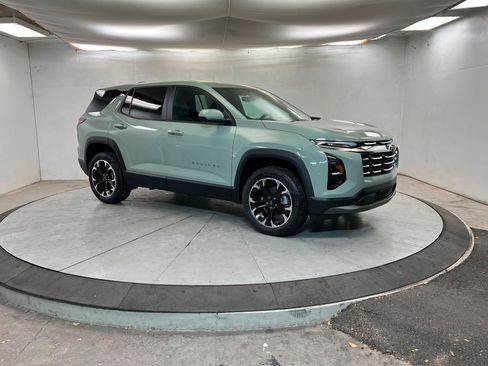 New 2026 Chevrolet Equinox LT w/ Convenience Package II image 8