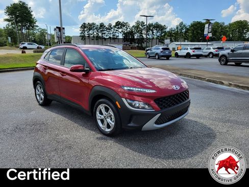Used 2023 Hyundai Kona SEL w/ Cargo Package FWD image 8
