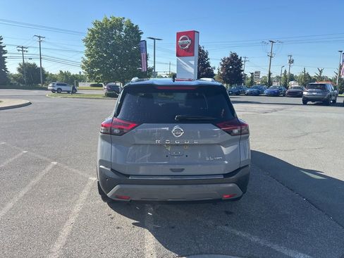 Used 2021 Nissan Rogue SL AWD/4WD image 6